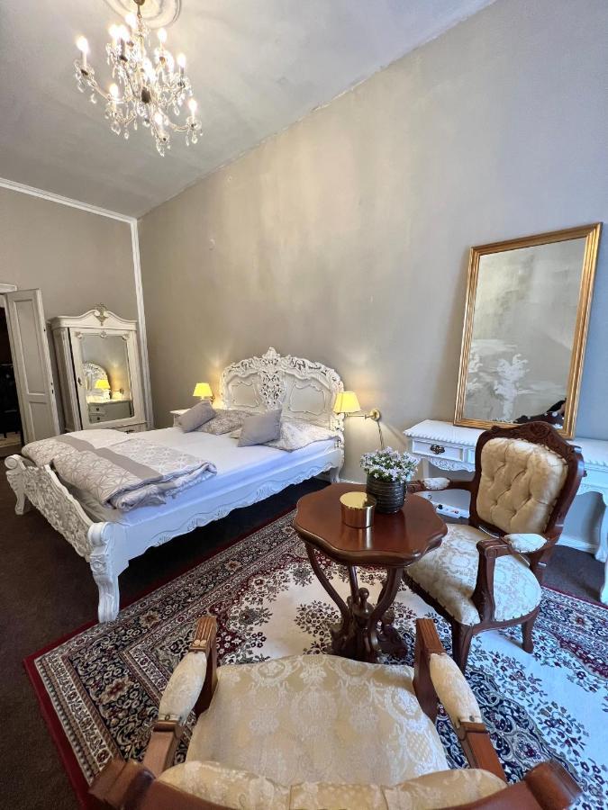 Csaky Palace Bratislava Daire Dış mekan fotoğraf